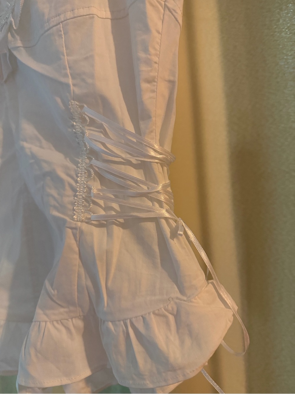 Ali & Kris White Ruffled Tie-Front Blouse - Picture 3 of 4